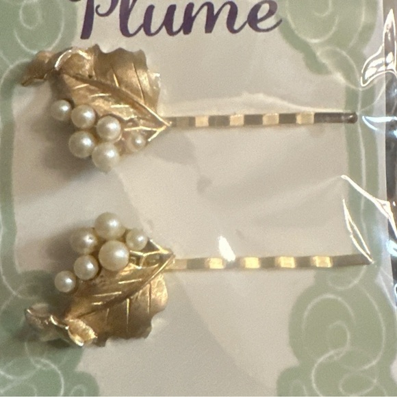 Gold Leaf and Pearl Hairpins – Elegant Vintage Jewelry Accessories - Picture 6 of 6